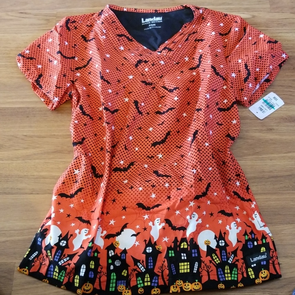 Brand New Landau X small scrub top